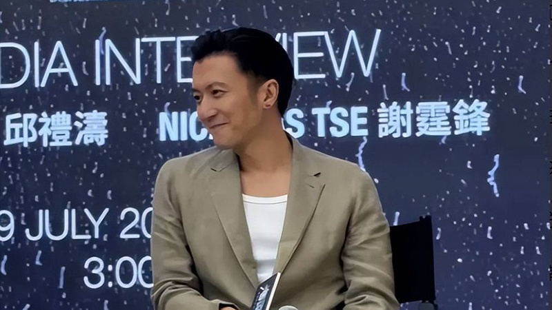 谢霆锋出任荣耀Magic8体验官：二十三年后再续科技锋味